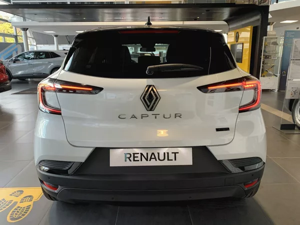 Renault Captur Techno full hybrid E-Tech 160 - foto 6