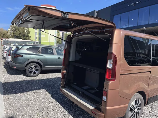 Renault Trafic 1.6 dCi,SpaceClass,7Míst,107kW - foto 9