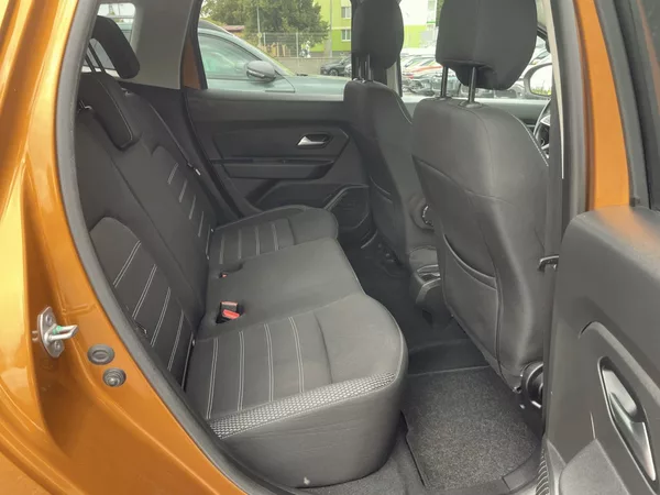 Dacia Duster 1.6 SCe, 4x4, 1.maj, klima - foto 14