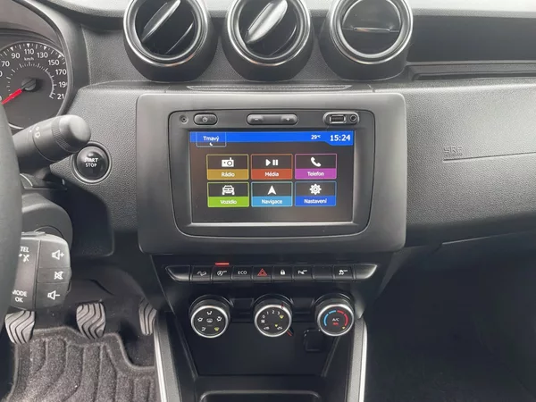 Dacia Duster 1.6 SCe, 4x4, 1.maj, klima - foto 19