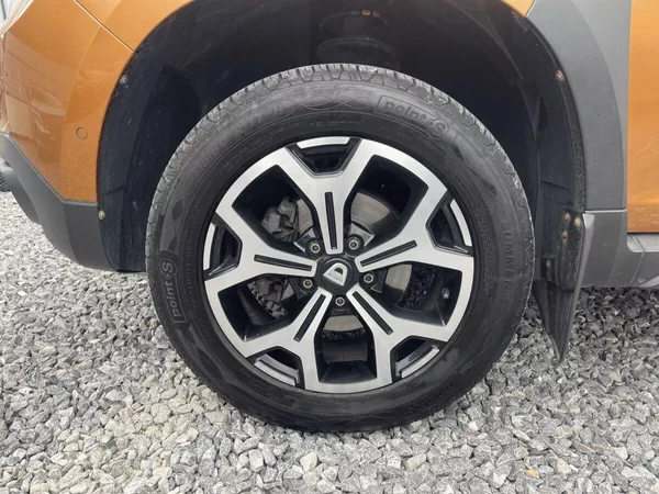 Dacia Duster 1.6 SCe, 4x4, 1.maj, klima - foto 35