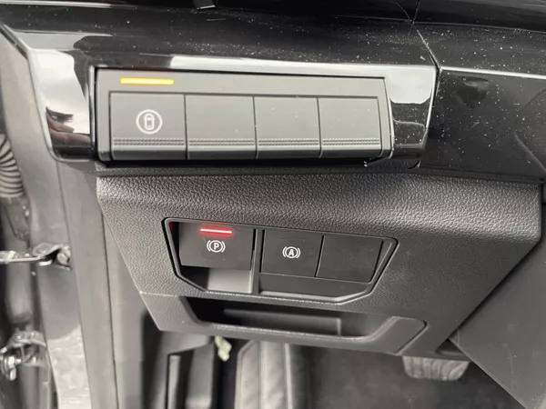 Renault Austral E-Tech full hybrid 200 Techno - foto 28