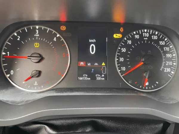 Renault Trafic 2.0 dCi,DPH,6 Míst - foto 17