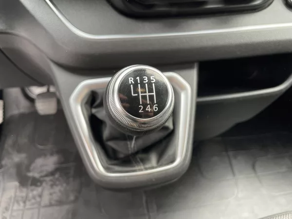 Renault Trafic 2.0 dCi,DPH,6 Míst - foto 24