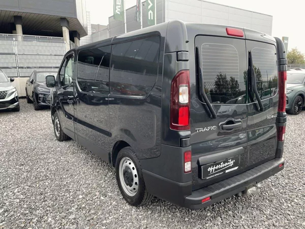 Renault Trafic 2.0 dCi,DPH,6 Míst - foto 3