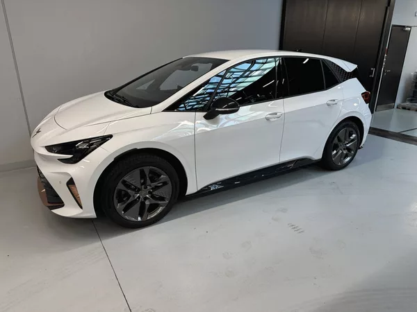 Cupra Born 58 kWh / 190 k - foto 2