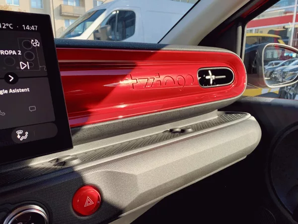 Renault Twingo Techno 80 k urban range - foto 19