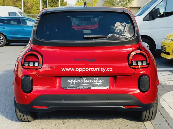 Renault Twingo Techno 80 k urban range - foto 7