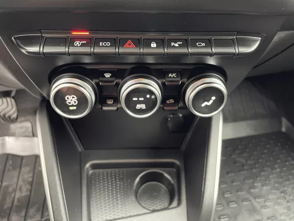 Dacia Duster 1.6 SCe,LPG,Prestige,ČR - foto 23