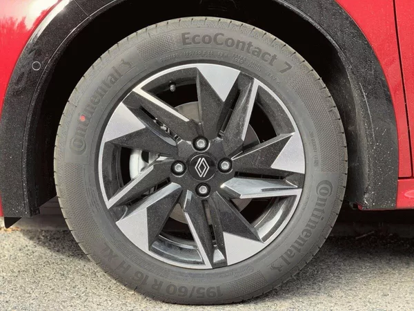 Renault Clio Techno TCe 115 EDC - foto 4