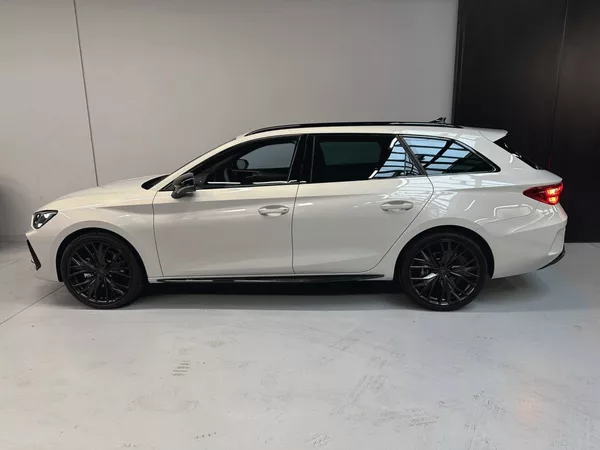 Cupra Leon SP 1.5 eTSI 150 DSG BLACK EDIT - foto 3