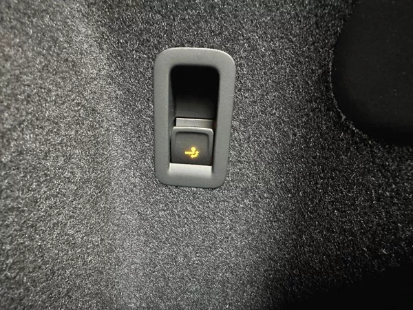 Cupra Terramar 1.5 eTSI 150k DSG *TAŽNÉ* - foto 9