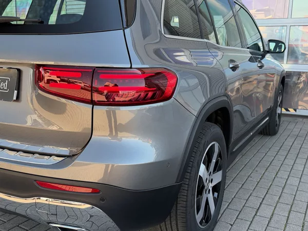 Mercedes-Benz GLB 180 d - foto 10