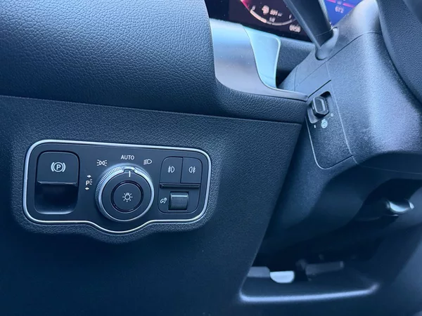 Mercedes-Benz GLB 180 d - foto 21