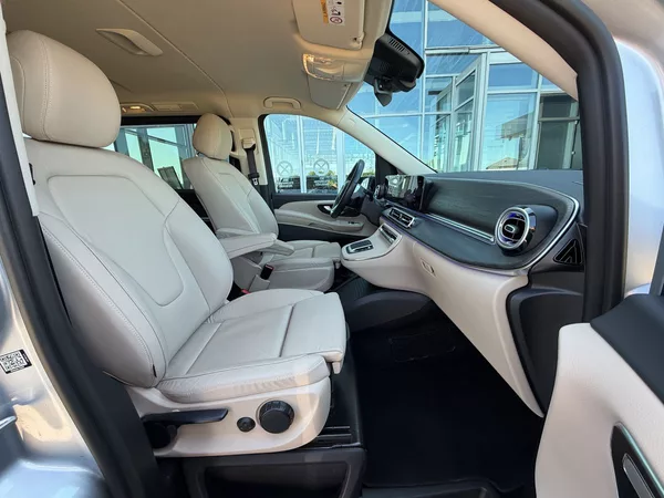 Mercedes-Benz EQV 300 L - foto 10