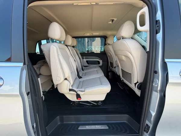 Mercedes-Benz EQV 300 L - foto 11