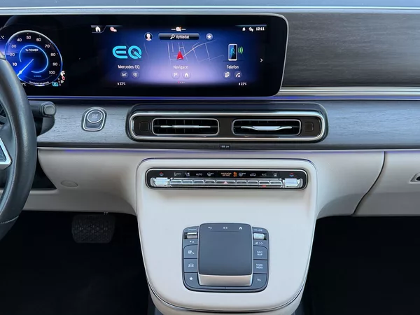 Mercedes-Benz EQV 300 L - foto 19