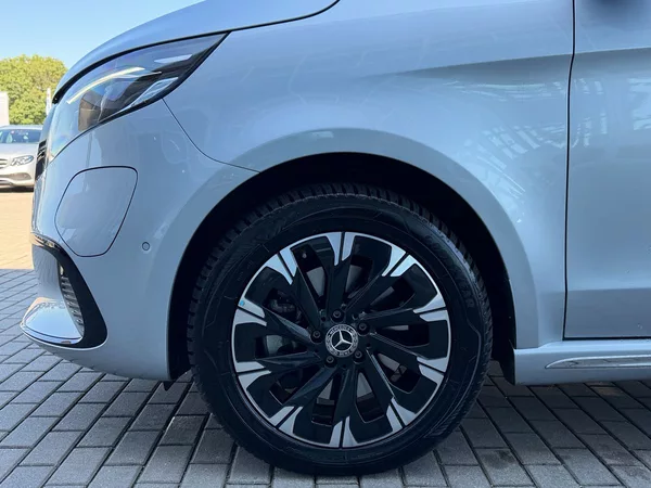 Mercedes-Benz EQV 300 L - foto 26