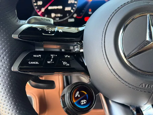 Mercedes-Benz Třídy G 63 AMG MANUFAKTUR, SUPERIOR - foto 44