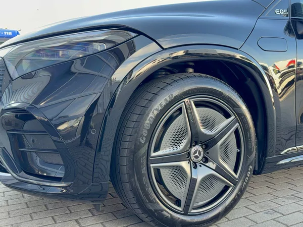 Mercedes-Benz EQS 580 4MATIC SUV Electric Art Ed - foto 26