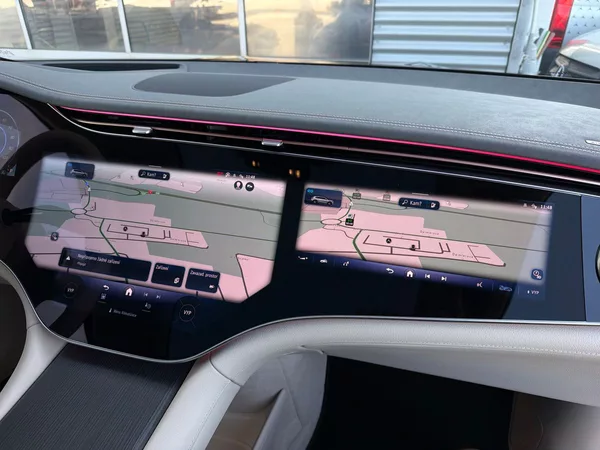 Mercedes-Benz EQS 580 4MATIC SUV Electric Art Ed - foto 32