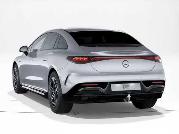 Mercedes-Benz EQE 350 4MATIC Electric Art Editio - foto 4