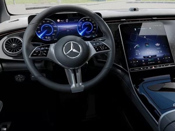 Mercedes-Benz EQE 350 4MATIC Electric Art Editio - foto 6