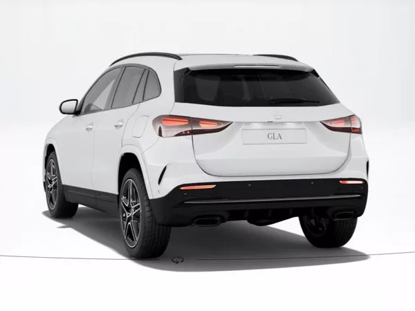 Mercedes-Benz GLA 200 d 4MATIC - foto 4