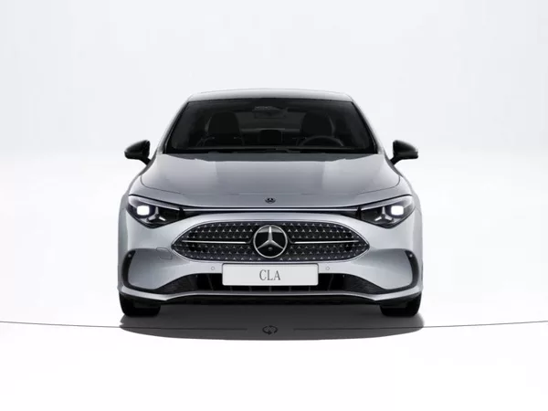 Mercedes-Benz CLA 180 - foto 2