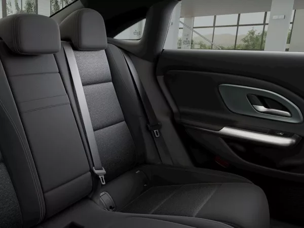 Mercedes-Benz CLA 180 - foto 8