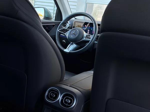 Mercedes-Benz GLC 220 d 4MATIC - foto 27