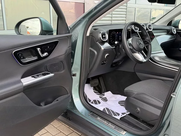 Mercedes-Benz GLC 220 d 4MATIC - foto 23