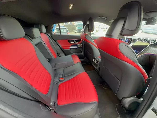 Mercedes-Benz GLC 300 de 4MATIC AMG kupé - foto 11