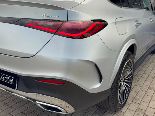 Mercedes-Benz GLC 300 de 4MATIC AMG kupé - foto 12