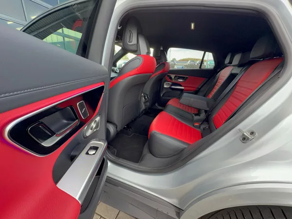 Mercedes-Benz GLC 300 de 4MATIC AMG kupé - foto 14