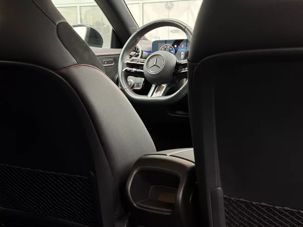 Mercedes-Benz CLA 180 d AMG - foto 27
