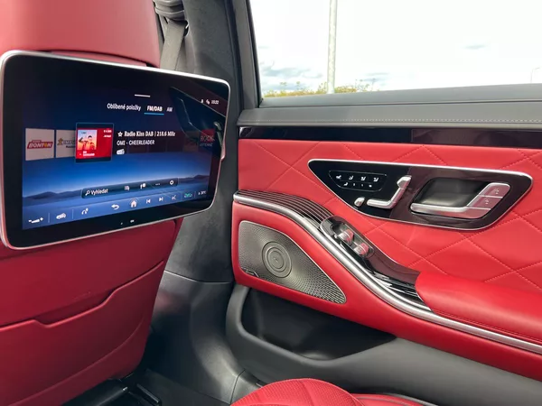 Mercedes-Benz Třídy S S 400d 4Matic - foto 42