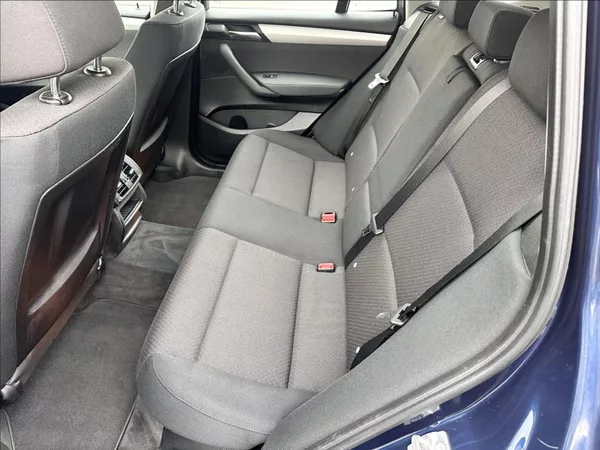 BMW X3 2,0 4x4 20i NAVIGACE - foto 14