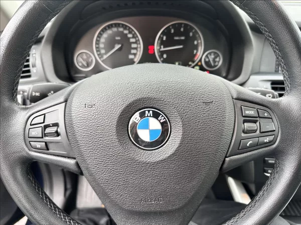 BMW X3 2,0 4x4 20i NAVIGACE - foto 25