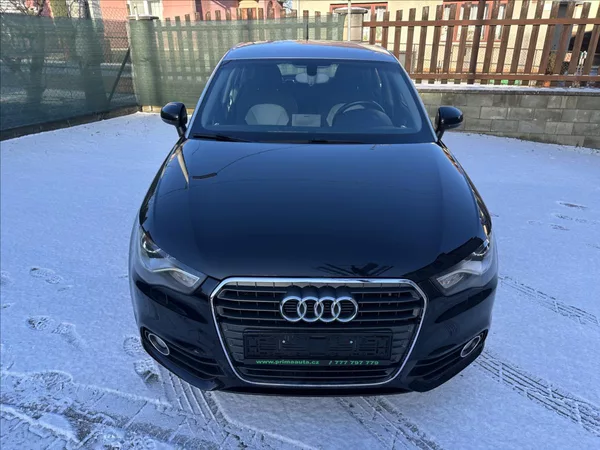 Audi A1 1,4 SPORTBACK Top stav - foto 10