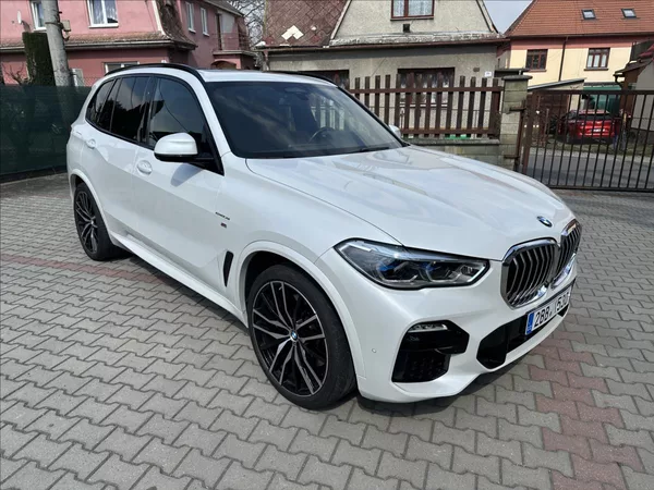 BMW X5 3,0 xDrive 30d M-SPORT LASER