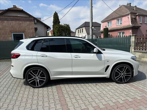 BMW X5 3,0 xDrive 30d M-SPORT LASER - foto 2