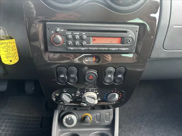Dacia Duster 1,6 4x4 1.majitel. - foto 16