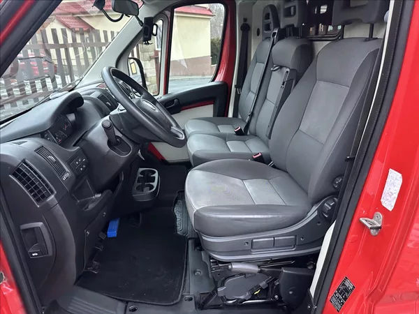 Fiat Ducato 2,3 TAŽNÉ, ZAHRÁDKA - foto 12