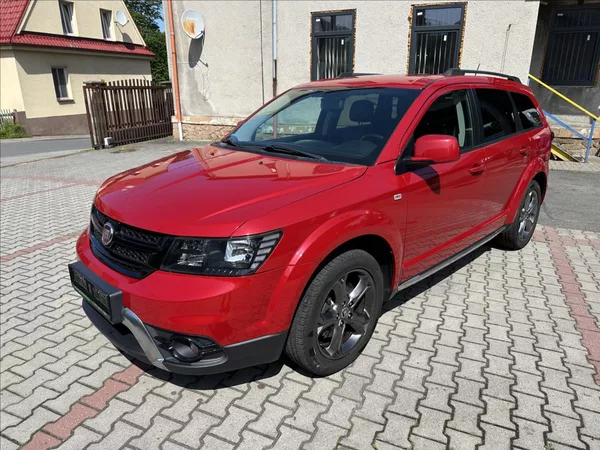 Fiat Freemont 2,0 CROSS 4x4 AUTOMAT - foto 10