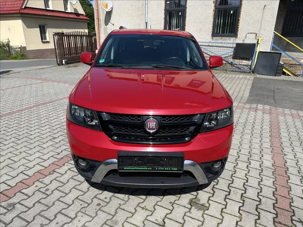 Fiat Freemont 2,0 CROSS 4x4 AUTOMAT - foto 11