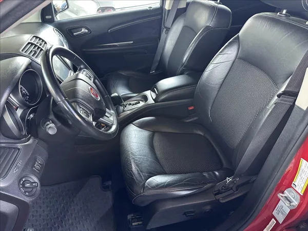 Fiat Freemont 2,0 CROSS 4x4 AUTOMAT - foto 14