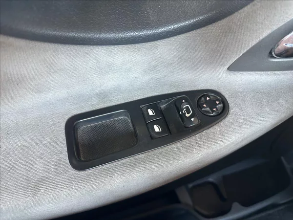 Fiat Scudo 2,0 8míst TOP STAV - foto 19
