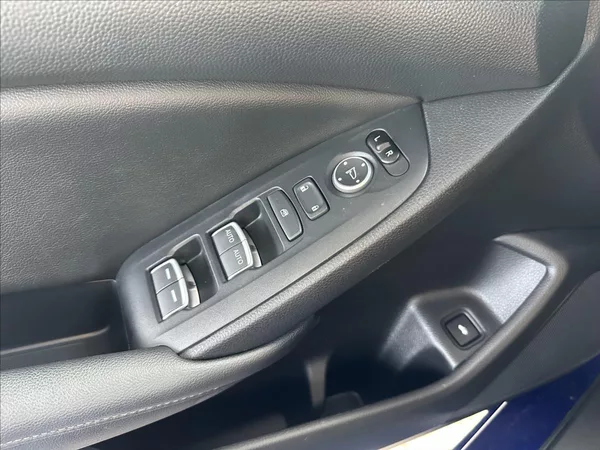 Honda Accord 1,5 TURBO SPORT AUTOMAT - foto 20