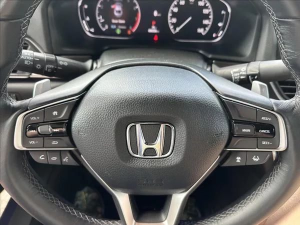 Honda Accord 1,5 TURBO SPORT AUTOMAT - foto 22